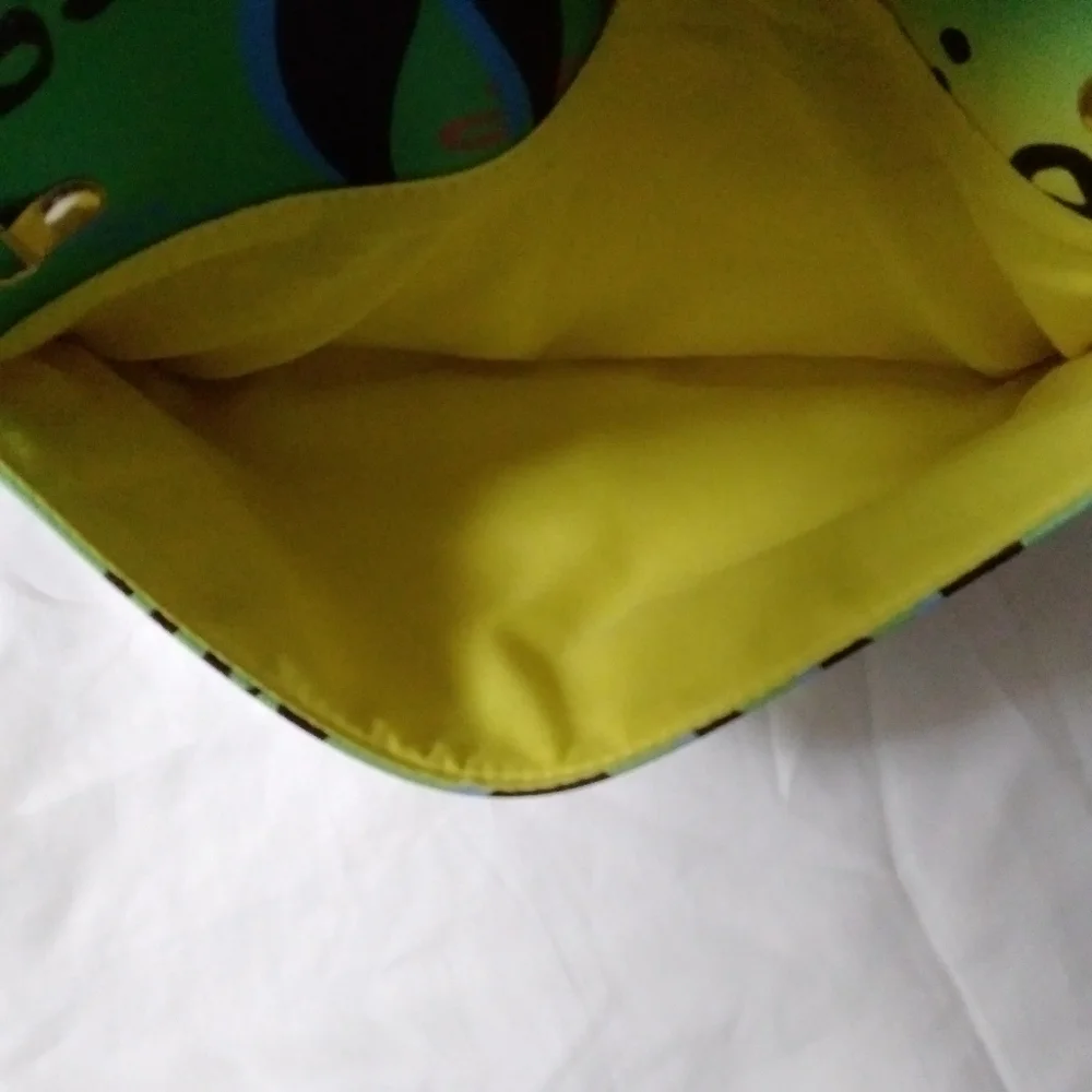 AKIRA Graphic Graffiti Clutch Handbag - Picture 10 of 10